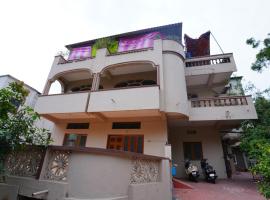 Feel Like Home Rkbeach – hotel w mieście Visakhapatnam