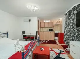 Stone Gate Apartment #3