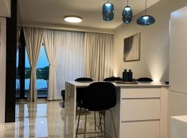 Liz suite, ξενοδοχείο διαμερισμάτων σε Caesarea