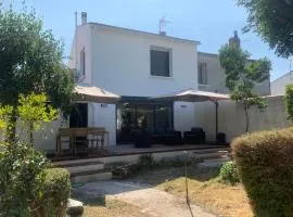 Villa au calme dans un écrin de verdure 3ch