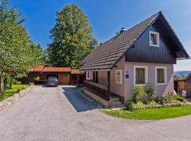 Andrea in Sertić Poljana - Haus für 6 Personen, holiday home in Plitvička Jezera