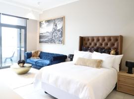418 Menlyn Maine Trilogy, hotel with parking in Pretoria