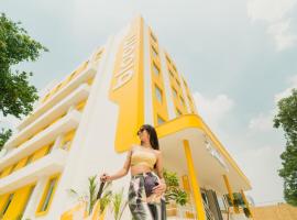 노이다에 위치한 호텔 Bloom Hotel - Sector 62