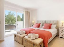 Villa Esquina Luxury 5 Bed 5 Bath Pollensa、ポリェンサのホテル