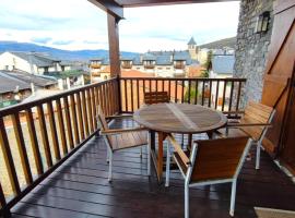 Dúplex en el centro de Alp, hotel i Alp