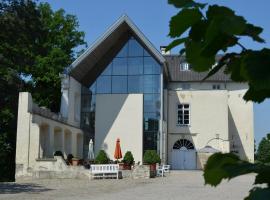 Burg Boetzelaer, hotel en Kalkar