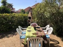 Villa T3 avec Terrasse, Jardin et Parking, à 200m de la Plage - 6 couchages, Le Barcarès - FR-1-81-372