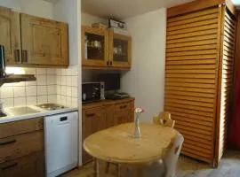 Studio cosy pour 3 pers, balcon sud, proche pistes et commerces, Arc 2000 - FR-1-411-450