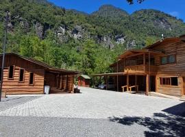 Illi Lodge & Hostel, hotel en Ranco