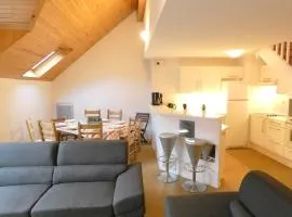 Duplex T4 8 pers, 102m², Saint-Lary-Soulan, Balcon, Garage, 3 Chambres, 3⭐️, Proche Centre - FR-1-457-278