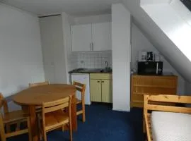 Appartement Le Pleynet, 1 pièce, 3 personnes - FR-1-557A-29