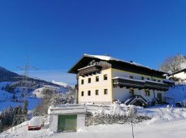 Ferienwohnung Weissacher, hotel en Lend