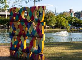 Blumenau Tower by Castelo Itaipava, hotel v destinaci Blumenau