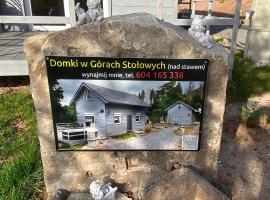Domki w Górach Stołowych: Kudowa-Zdroj, Errant Kayaları yakınında bir otel