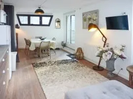 Superbe appart rénové pour 8 pers, skis aux pieds, terrasse Sud/Ouest, proche centre station - FR-1-322-355