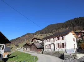 Gîte 15 pers. - Mobilité réduite - Proche Saint-Guérin - Parking, Salle de réunion, Ski room - FR-1-342-260