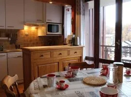 Studio cosy avec coin montagne, balcon, à 100m des pistes et 10m des commerces à Vars Les Claux - FR-1-330B-184