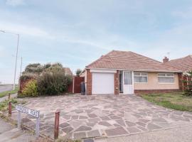 1 Springfield Road, holiday home in Margate