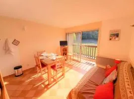 Charmant T2 à Saint-Lary-Soulan avec balcon, parking, et casier à skis - FR-1-457-269