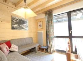 Triplex 6 Pers avec Balcon, Secteur Calme à Saint-Chaffrey, Proche Navette Skieur - FR-1-330E-106
