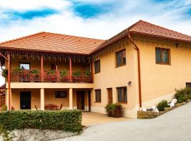 Casa Tofi Vendégház, serviced apartment in Praid