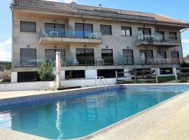 Apartamentos aDoniña Playa Major Sanxenxo、サンシェンショの格安ホテル