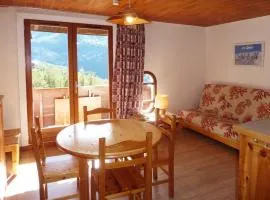 Studio équipé pour 4 avec balcon et proche commerces - FR-1-322-255