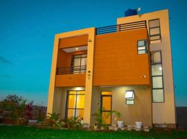 Shany’s Villa 3bdrm with private swimming pool, ξενοδοχείο στη Μομπάσα