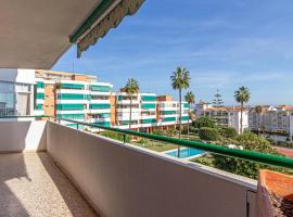 797 Holiday Rentals - Espacioso apartamento para 6 en torremolinos: Torremolinos şehrinde bir otel