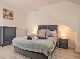 Lovely 2 Bedroom Apartment in Central Location, hôtel à Greenock près de : Cartsdyke Railway Station