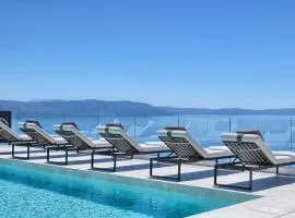 Villa Ultima with sea view, private pool, jacuzzi, gym and sauna