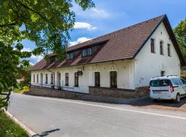 Hostinec u Zámečku Klokočov, hotel in Klokočov