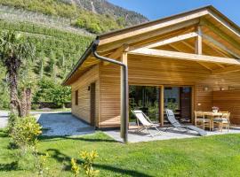 Pixnerhof Chalet Natyra, Hotel in Kastelbell