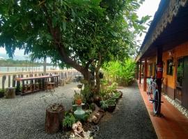 Rim Than View Resort، فندق مع موقف سيارات في أوبون راتشاثاني