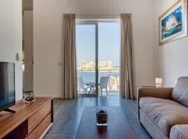 VALLETTASTAY - HARBOR VIEW GEM -SEA VIEW 2 BED APT