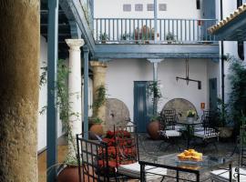 Hospes Las Casas Del Rey De Baeza, hotel di Seville