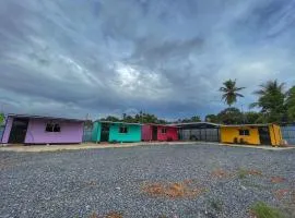 Padang Besar Rainbow Cabin Homestay