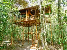 Tree Houses Hotel Costa Rica, hotel with parking in Florencia
