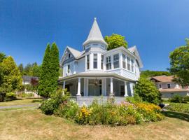 Streamside Victorian: Margaretville şehrinde bir otel