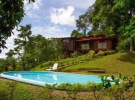 Eco Cabañas San Lorenzo: La Mesa'da bir otel