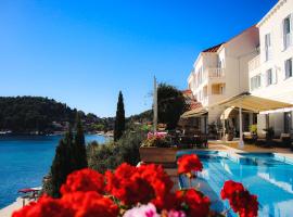 Hotel Bozica Dubrovnik Islands: Suđurađ şehrinde bir otel
