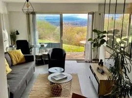 Chez Isa, loft 55m2, jardin, vue, parking, entrée autonome
