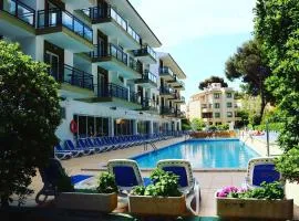 Guya Wave Hotel