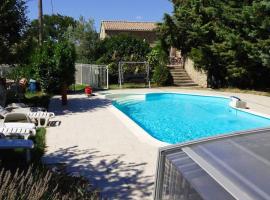 Maison de 2 chambres avec piscine partagee jardin amenage et wifi a Saint Marcel les Sauzet, hotel a Saint-Marcel-lès-Sauzet