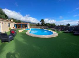 Galguen Paradise in the island of stars. Villa., hotel with pools in Breña Alta