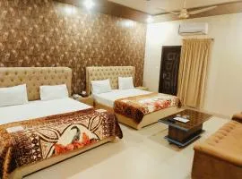Royal Fort Executive Hotel Gulberg