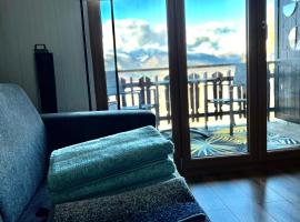 Cosy studio for 4 near ski lift, MELEZES K22, hotel v destinaci Veysonnaz
