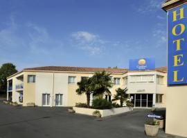 Comfort Hotel Saintes, hotel i Saintes