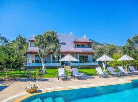 Villa Acer, hotel con jacuzzi en Konacik