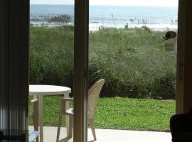 Spanish Main Unit 1- Direct Oceanfront Condo!